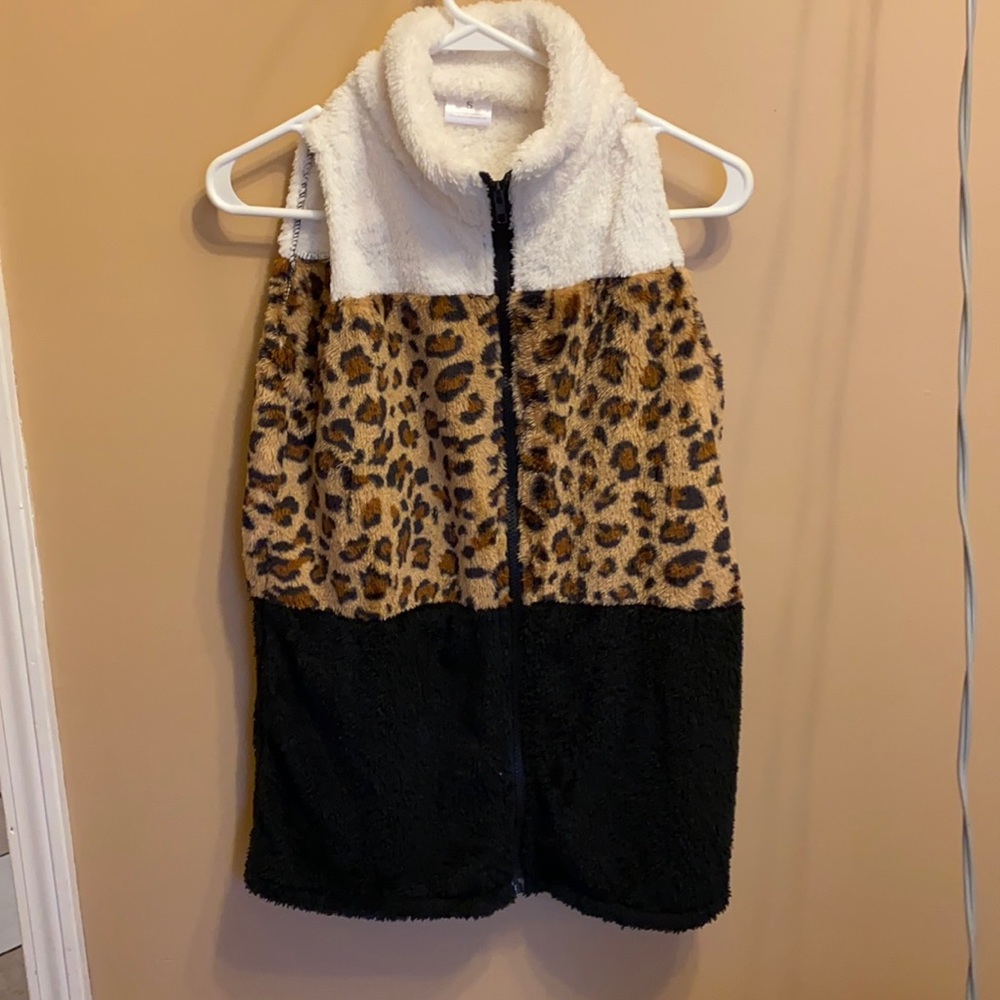 Leopard vest